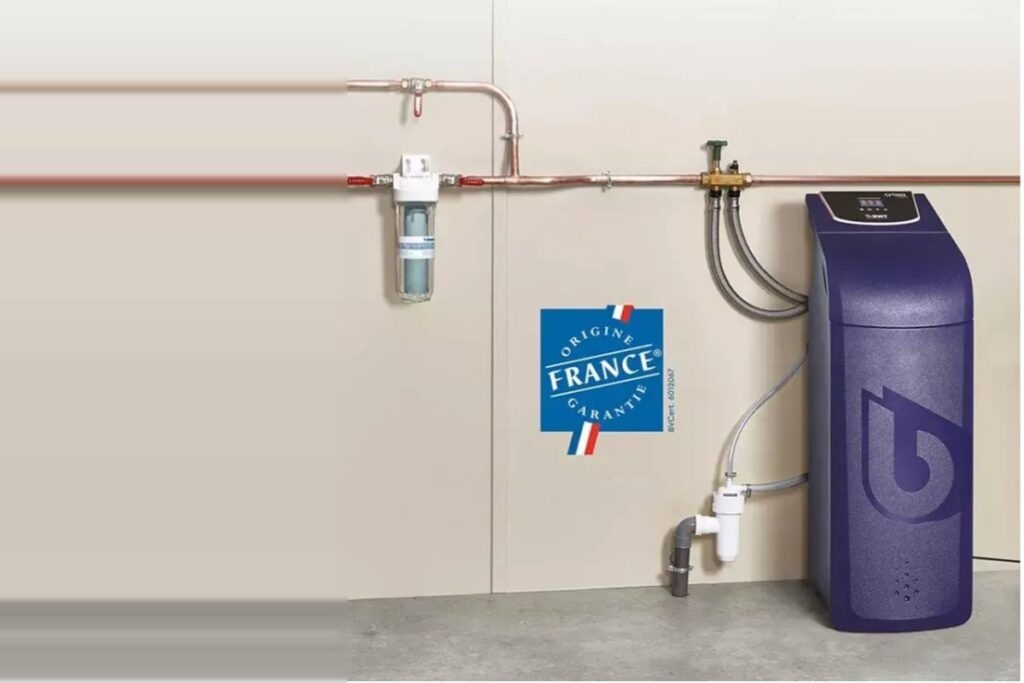 Adoucisseur d’eau BWT my PERLA installé en buanderie, labellisé Origine France Garantie